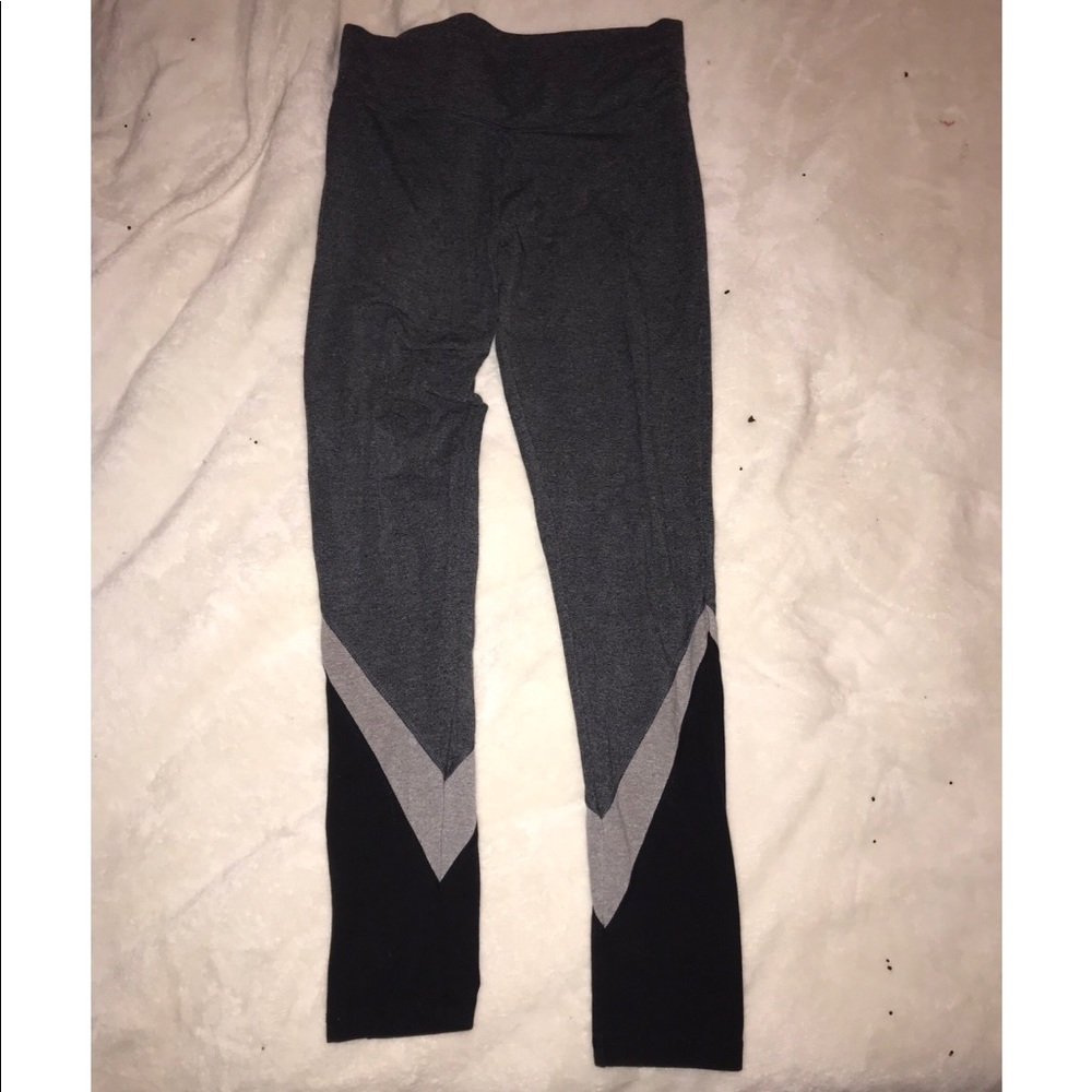Victoria’s Secret leggings